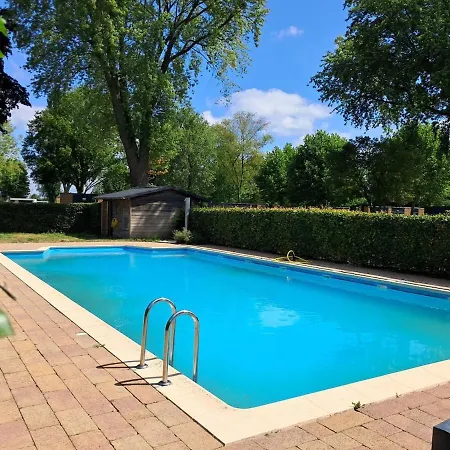 Cube Xl 91 I 4 Persoons Op De Betuwe Holiday home