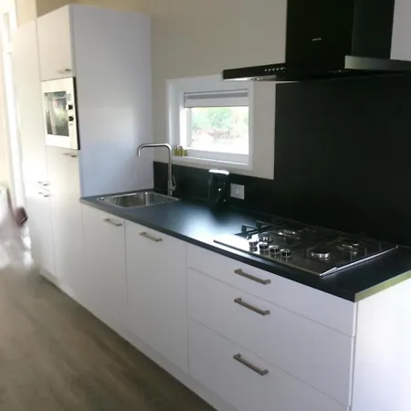 Vakantiehuis Cube Xl 91 I 4 Persoons Op De Betuwe *